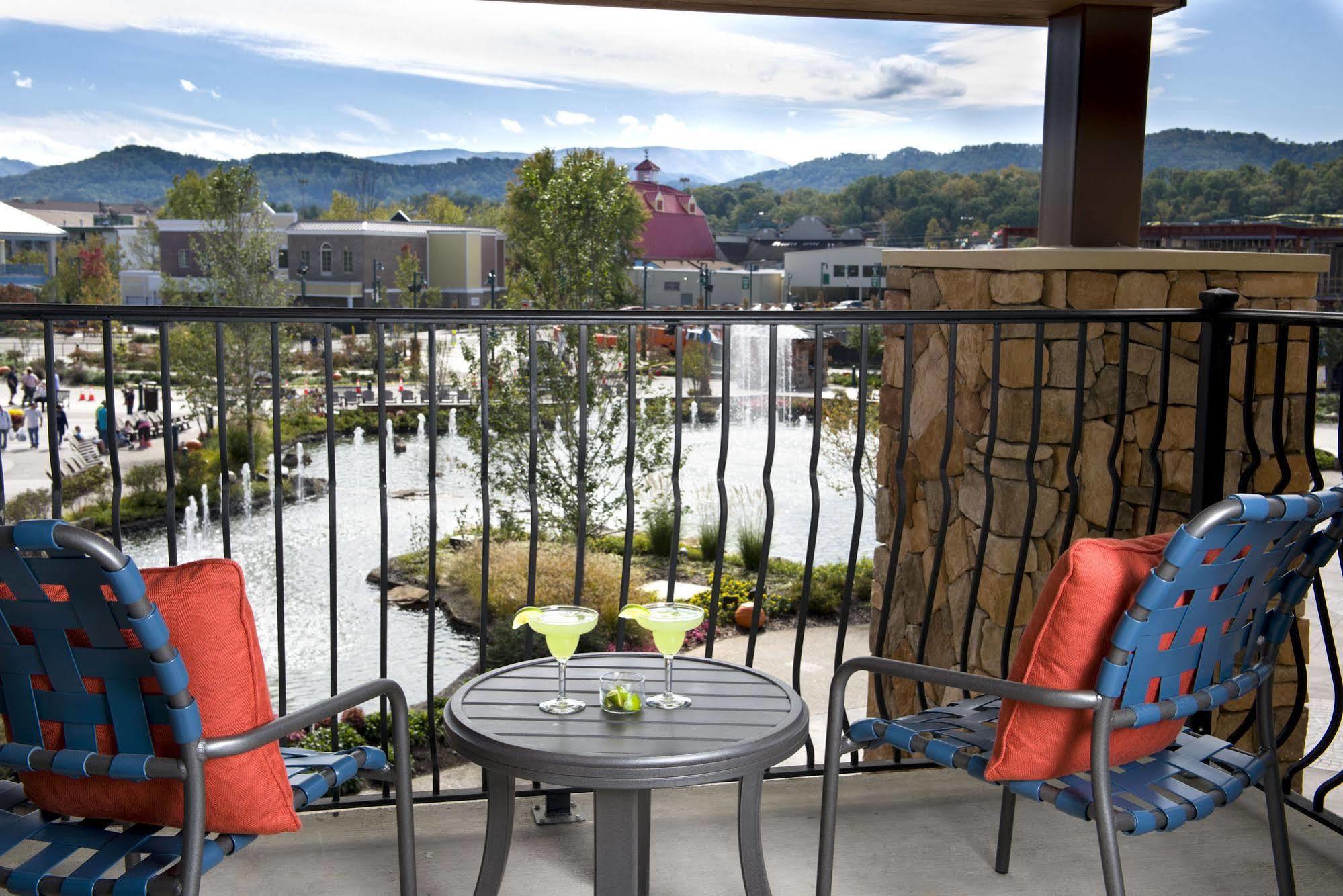 Margaritaville Island Hotel Pigeon Forge Bagian luar foto