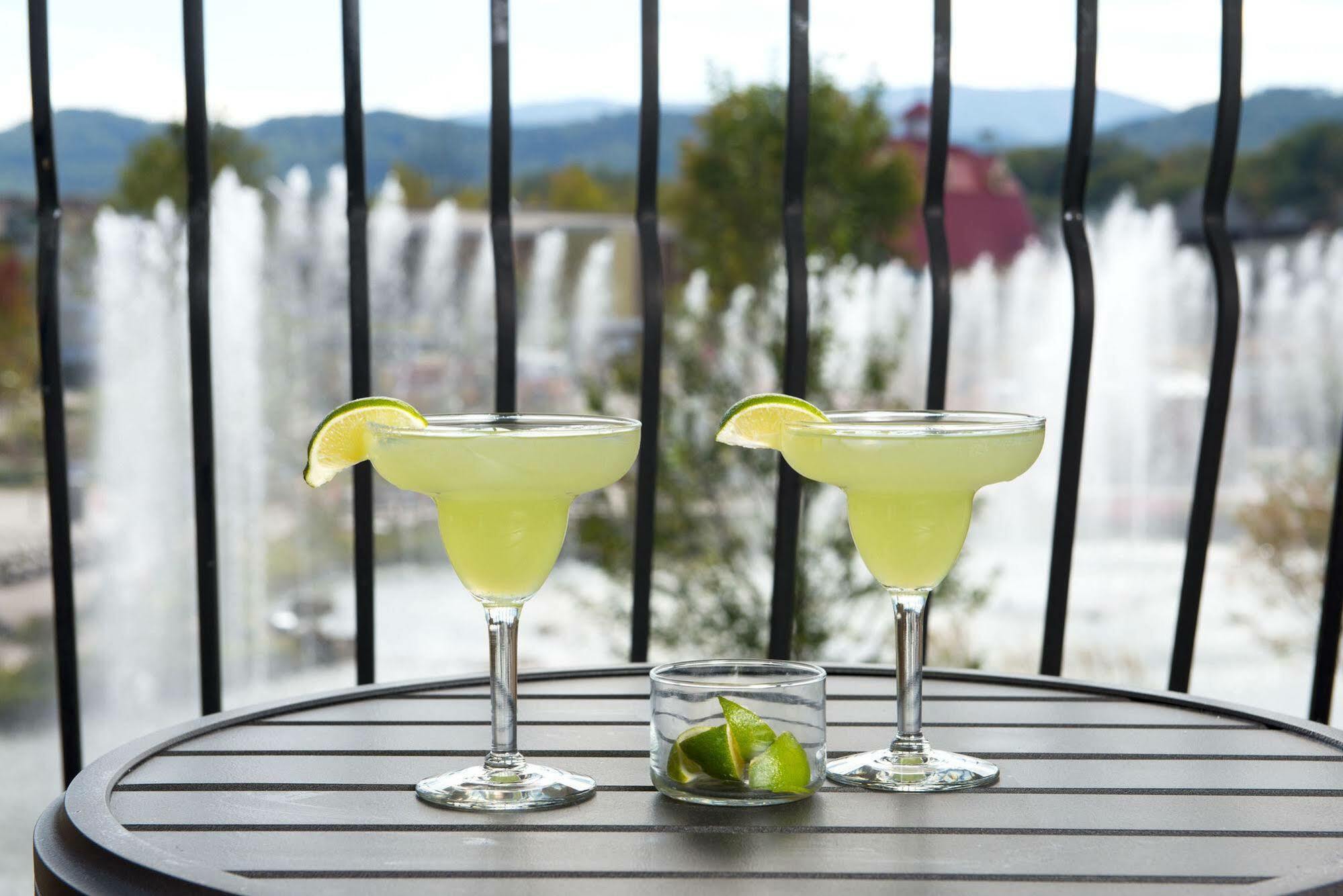 Margaritaville Island Hotel Pigeon Forge Bagian luar foto